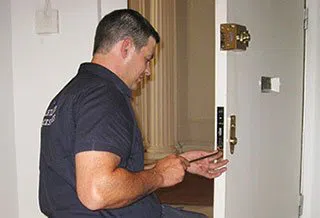 Safe Key Locksmith Service Brice, OH 614-376-4003 - locksmith-6